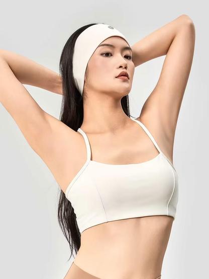 Áo bra thể thao nữ đến từ Coolmate êm ái, mềm mại, giúp nâng đỡ tối ưu