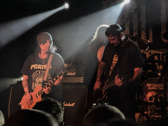Phil Campbell 