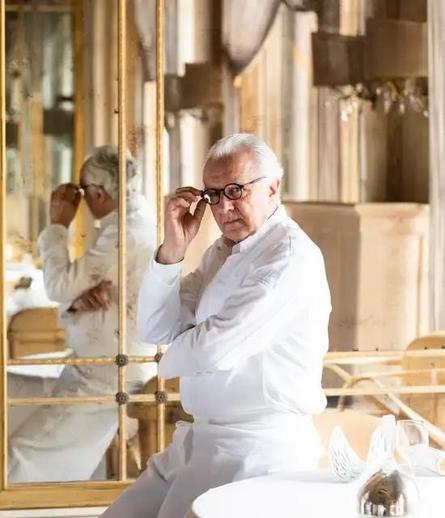 Творчість народжується ...
Ален Дюкасс

La créativité naît de ...
Alain Ducasse
https://buymeacoffee.com/valdeloir/xibohocozi

#творчість #традиції #мистецтво #кольори #натхнення
#creativity #tradition #art #colors #inspiration