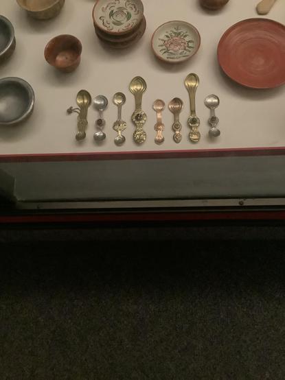 #Tibetan" refers to the indigenous ethnic group from the Tibetan Plateau, their unique culture and language, and the Tibetan Plateau region itself. Tibetans primarily practice Tibetan Bud