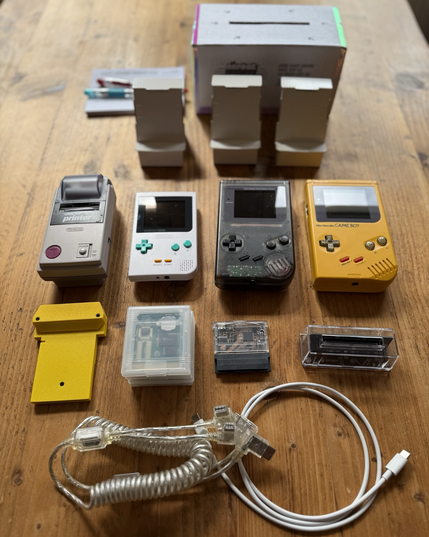 GameBoys and equipment for a uxcamp session. 