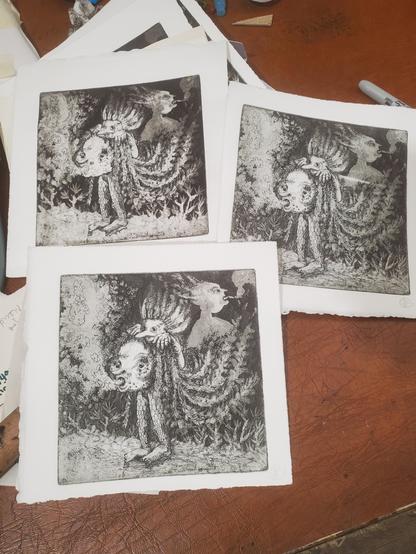 Trois épreuves de la gravure, celle du haut avant l'ajout des trames, les deux autres plus détaillées et contrastées