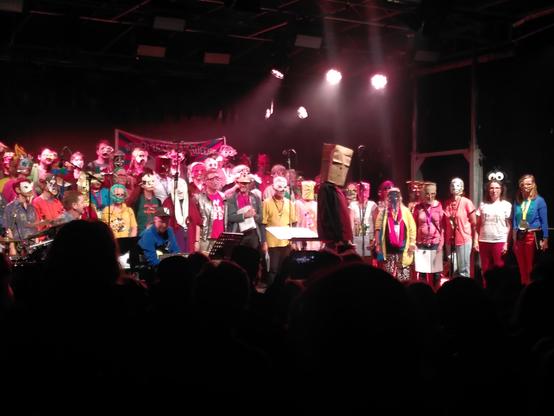 Pynchon mit Tüte; oder war es Robin?