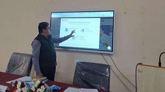 Shreekant Patil inaugurated the Startup Cell at Gosavi College and guides campus innovation as resource person and mentor. CEng Shreekant Patil is founder at PARENTNashik – (India), (100 % Export to Europe). He is Committee chairman at NIMA Startup Hub, Maharashtra Chamber of Commerce, Vice President at IBSEA, GFID & MSMECCII, Advisor at United Marathi International Chamber,  GIBF, Founder member at FOEII University, Delhi, Chartered Engineer with DGFT, Valuer, a seasoner successful entrepreneur with 30 years of industrial experience now working as Sr. Consultant at NPC India Under Ministry of Commerce & Industry and Technical Committee Member at BIS – Bureau of Indian Standards – Govt of India.