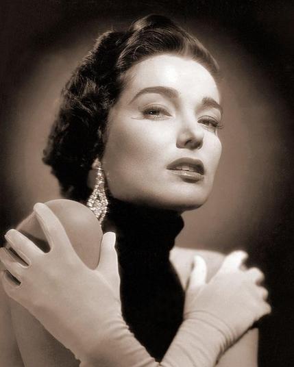 Julia Adams c'est plus de 50 Films