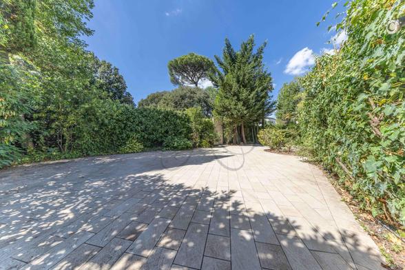 Luxury in Rome Italy: Exclusive Residence for Sale