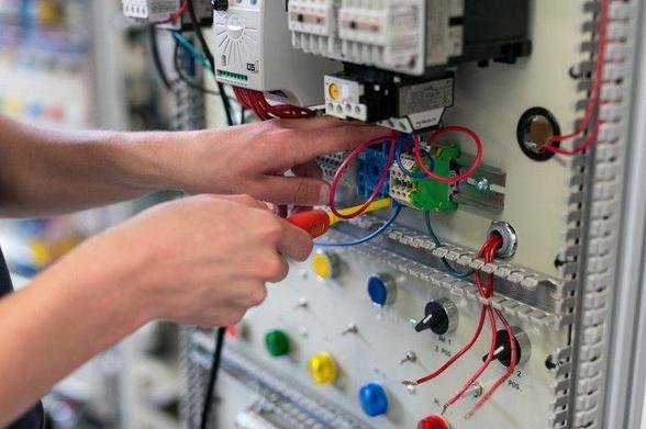 Hire our expert Services for all kinds of Electrical works in Dubai