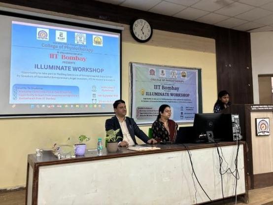 𝐒𝐡𝐫𝐞𝐞𝐤𝐚𝐧𝐭 𝐏𝐚𝐭𝐢𝐥 𝐢𝐧𝐭𝐞𝐫𝐚𝐜𝐭𝐬 𝐚𝐭 𝐒𝐭𝐚𝐫𝐭𝐮𝐩, 𝐄𝐧𝐭𝐫𝐞𝐩𝐫𝐞𝐧𝐞𝐮𝐫𝐬𝐡𝐢𝐩 𝐖𝐨𝐫𝐤𝐬𝐡𝐨𝐩, 𝐈𝐥𝐥𝐮𝐦𝐢𝐧𝐚𝐭𝐞 𝐛𝐲 𝐈𝐈𝐓 𝐁𝐨𝐦𝐛𝐚𝐲 𝐟𝐨𝐫 𝐌𝐚𝐫𝐚𝐭𝐡𝐚 𝐒𝐚𝐦𝐚𝐣 𝐂𝐨𝐥𝐥𝐞𝐠𝐞 𝐨𝐟 𝐏𝐡𝐲𝐬𝐢𝐨𝐭𝐡𝐞𝐫𝐚𝐩𝐲

#Startup #ShreekantPatil #Illuminate #IITBombay #Workshop #Training #Entrepreneurship #Innovation #Pitching #StartupIndiaMentor #IITBombayMentor #Nashik #Maharashtra #ViksitBharat #SIH #NEC #Eureka #MVPPT #CollegeofPhysiotherapy #ICTRD #NIMA #MACCIA #MSMEHelp #GovtSchemes #News #Pressrelease #update #IITBombay