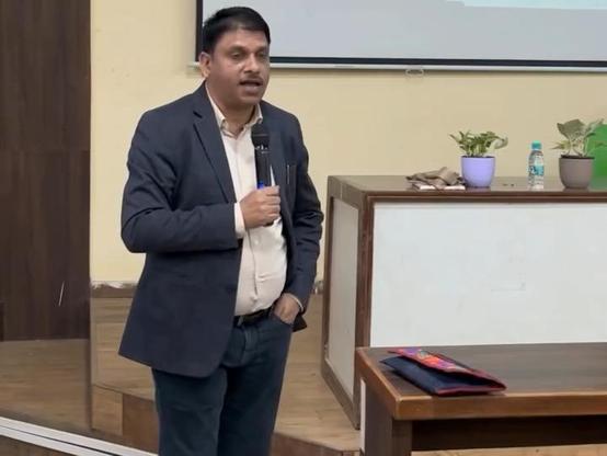𝐒𝐡𝐫𝐞𝐞𝐤𝐚𝐧𝐭 𝐏𝐚𝐭𝐢𝐥 𝐢𝐧𝐭𝐞𝐫𝐚𝐜𝐭𝐬 𝐚𝐭 𝐒𝐭𝐚𝐫𝐭𝐮𝐩, 𝐄𝐧𝐭𝐫𝐞𝐩𝐫𝐞𝐧𝐞𝐮𝐫𝐬𝐡𝐢𝐩 𝐖𝐨𝐫𝐤𝐬𝐡𝐨𝐩, 𝐈𝐥𝐥𝐮𝐦𝐢𝐧𝐚𝐭𝐞 𝐛𝐲 𝐈𝐈𝐓 𝐁𝐨𝐦𝐛𝐚𝐲 𝐟𝐨𝐫 𝐌𝐚𝐫𝐚𝐭𝐡𝐚 𝐒𝐚𝐦𝐚𝐣 𝐂𝐨𝐥𝐥𝐞𝐠𝐞 𝐨𝐟 𝐏𝐡𝐲𝐬𝐢𝐨𝐭𝐡𝐞𝐫𝐚𝐩𝐲

#Startup #ShreekantPatil #Illuminate #IITBombay #Workshop #Training #Entrepreneurship #Innovation #Pitching #StartupIndiaMentor #IITBombayMentor #Nashik #Maharashtra #ViksitBharat #SIH #NEC #Eureka #MVPPT #CollegeofPhysiotherapy #ICTRD #NIMA #MACCIA #MSMEHelp #GovtSchemes #News #Pressrelease #update #IITBombay