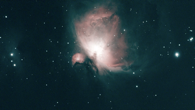 M42 The Great Nebula in Orion and M43 De Marian’s Nebula - unprocessed image. 
