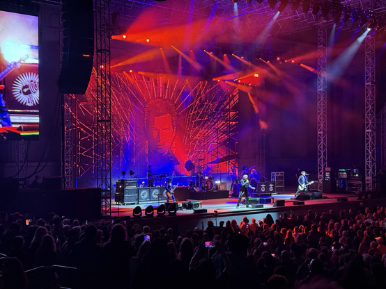 Start of Billy Idol’s portion of the show. 