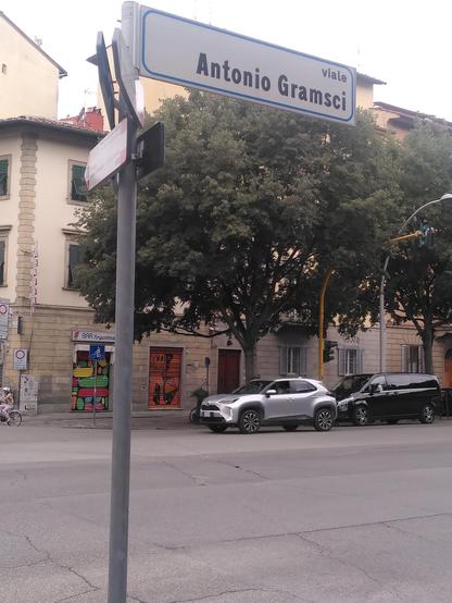 viale Antonio Gramsci