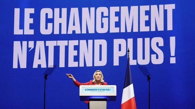 Ле Пен передбачає швидку відставку Лекорню. 16 вересня.
https://buymeacoffee.com/valdeloir/16-4017975

#Франція #Політика #Вибори #Оборона #Флот
#France #Politics #Elections #Defense #Navy