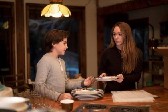 Caleb et Angelina, les deux personnages centraux de Manifest