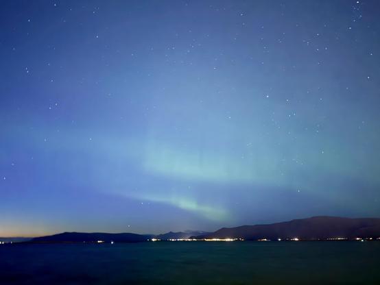 Some aurora over the mountains 