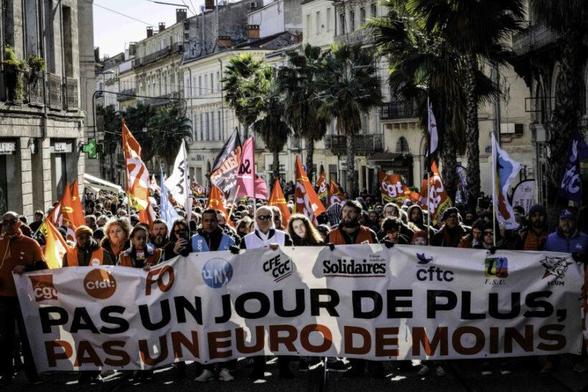 L’intersyndicale tente un coup, le gouvernement doit céder avant le 24 septembre sous peine de s’exposer à une nouvelle grève, probablement avant le discours de politique générale de Sébastien Lecornu, début octobre.