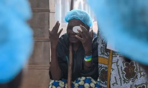 Milhares de pessoas aceitaram a Cristo após uma missão cirurgia de catarata realizada pela organização cristã Samaritan's Purse. Foto: Reprodução/Samaritan's Purse