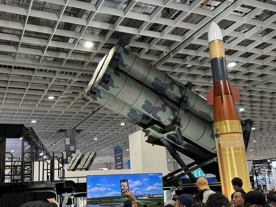 參觀圖宰侵略者支那姐放軍的武器