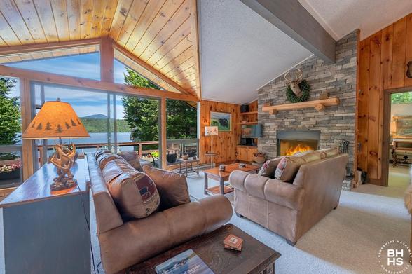 DEAR CROSSING ON LAKE PLACID
Main House Living Room