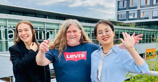 Die HeldInnen der Forschung (Foto: Sabine Schirmer / Uniklinikum Ulm): v.l. Tuğba Memis, Prof. Franz Oswald und Dr. med. Min Guo 