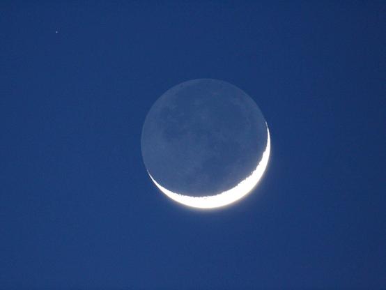 Moonshine with blue sky 
Mondschein mit blauen Himmel