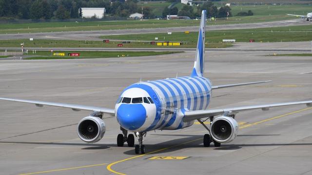 Condor Flugdienst Airbus A320-214 SL MSN  Zurich, Switzerland