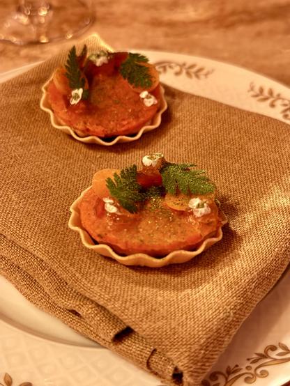 Two tartellets of carrot, Icelandic mysingur (a brown cheese) and sunchoke