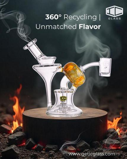https://www.geticglass.com/collections/bongs-pipes