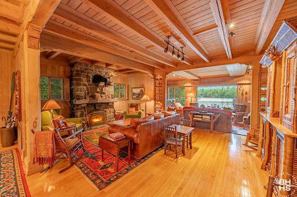 ADIRONDACK HOME ON LAKE PLACID
Living Room Bonus Room