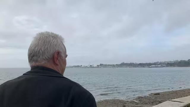 Joël accuse ses anciens professeurs de violences physiques lorsqu'il était scolarisé entre 1969 et 1972 au collège Saint-Pierre du Relecq-Kerhuon (Finistère).