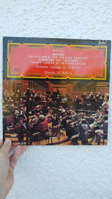 Front picture a vinyl record