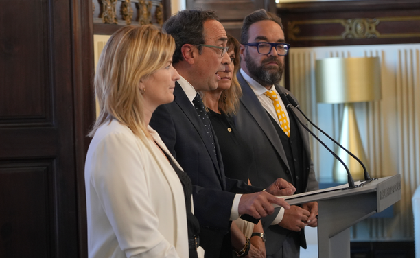 Josep Rull ha comparegut acompanyat de tots els membres de la mesa excepte els del PSC (ACN/Nico Tomás)