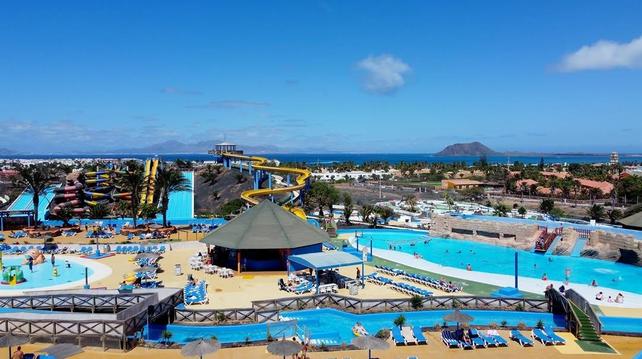The secrets of a water park: more than just slides and pools
There is much more behind the experiences and fun provided by water park attractions. Discover it!