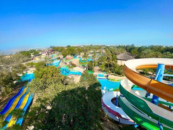The secrets of a water park: more than just slides and pools
There is much more behind the experiences and fun provided by water park attractions. Discover it!