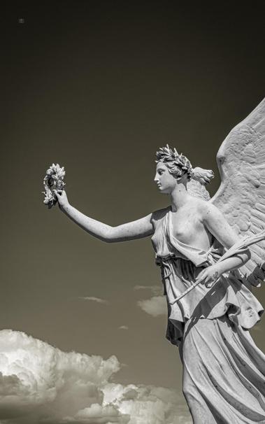 👁️ A stone statue of an angel extends her arm, bearing a laurel of victory. The laurel is also a symbol of the first rider of the Apocalypse, symbolizing conquest and tyranny
📍 Schwerin Castle
📅 20 Aug 2025
📸 Nikon D5600
⚪️ Nikkor DX 35 mm ƒ1.8G
🎞️ ISO 100, ƒ10, -0.7 ev, 1/500s 