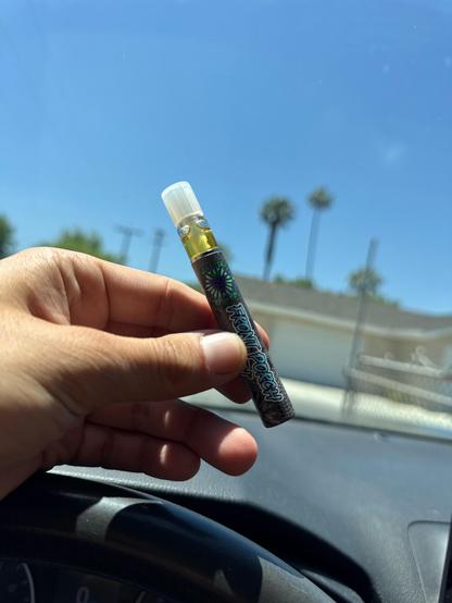 #420, #high, #highlife, #710, #highsociety, #kush, #stoner, #cannabis, #marijuana, #shatter, #maryjane, #weedstagram420, #instaweed, #thc, #stayhigh, #blunt, #pot, #stonernation, #blunts, #wakenbake, #pothead, #smokeweedeveryday, #justblazeig, #staygreen, #bong,