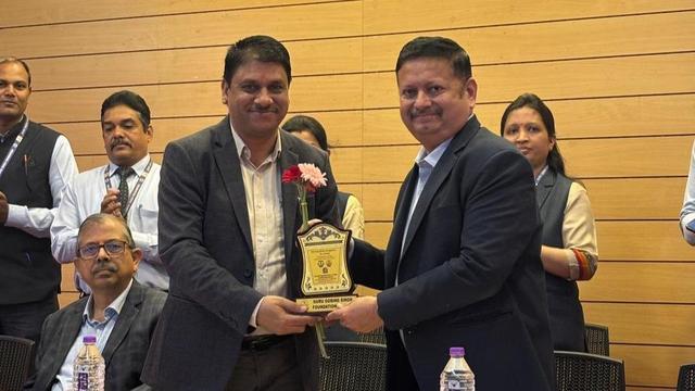 𝐒𝐡𝐫𝐞𝐞𝐤𝐚𝐧𝐭 𝐏𝐚𝐭𝐢𝐥 𝐈𝐧𝐚𝐮𝐠𝐮𝐫𝐚𝐭𝐞𝐬 𝐈𝐈𝐖 𝐈𝐧𝐝𝐢𝐚 𝐒𝐭𝐮𝐝𝐞𝐧𝐭 𝐂𝐡𝐚𝐩𝐭𝐞𝐫 𝐚𝐭 𝐆𝐮𝐫𝐮 𝐆𝐨𝐛𝐢𝐧𝐝 𝐒𝐢𝐧𝐠𝐡 𝐏𝐨𝐥𝐲𝐭𝐞𝐜𝐡𝐧𝐢𝐜 𝐍𝐚𝐬𝐡𝐢𝐤.
Shreekant Patil’s leadership in the welding industry is marked by his unwavering commitment to promoting technical excellence and education. He has been instrumental in the establishment of two IIW India Student Chapters in Nashik—one at MET Bhujbal College and the other at SNJB College—empowering students with hands-on exposure to welding technologies and fostering industry-academia collaboration. The launch of the IIW India Student Chapter at Guru Gobind Singh Polytechnic Nashik marks the third such initiative under his leadership. Shreekant’s vision extends beyond this milestone, as he has committed to the Chairman of IIW India to establish an additional 2-3 student chapters at other colleges, furthering the growth of welding education and skill development across the region.

#IIWIndia #StudentsChapter #Welding #GGSF #Nashik #Technical #Competency #StudentsEmpowerment #WeldingExpert #Speaker #ShreekantPatil #Leadership #SelfEmploymet #ResistanceWelding #Maharashtra #IndianInstituteofWelding #Mumbai #update #SkillDevelopment