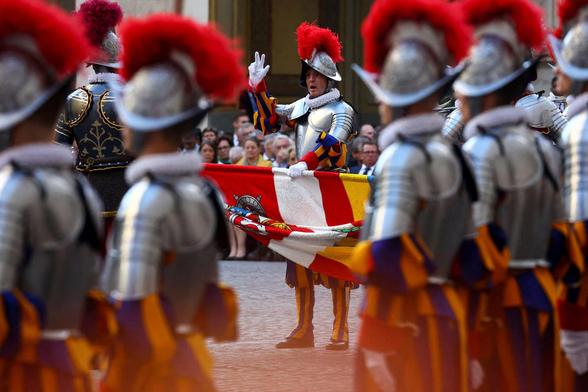 Swiss Guards take part in a swearing-in ceremony of new Swiss Guards at the Vatican. REUTERS/Ciro De Luca 