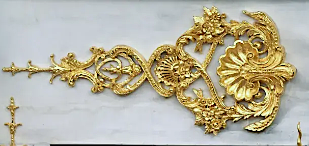 Trump's fireplace gimgaw.