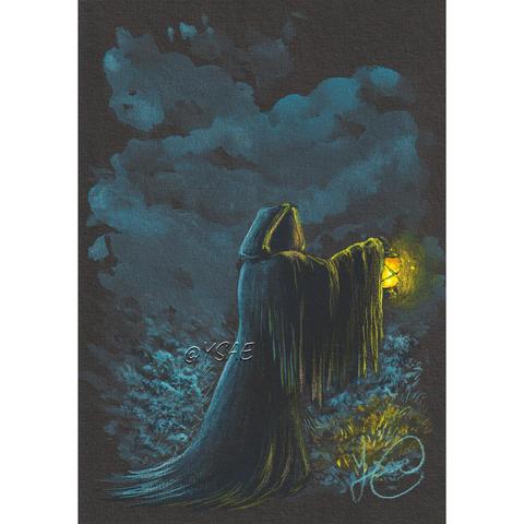 Gouache représentant une silhouette encapuchonnée dont on ne voit pas le visage, qui tient une lanterne dans un paysage fantomatique.