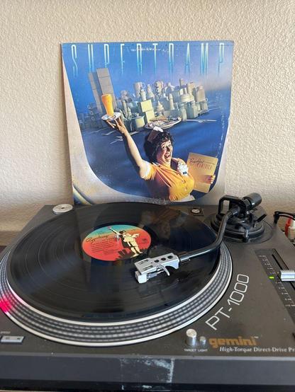 Album cover of “Breakfast in America” by Supertramp
