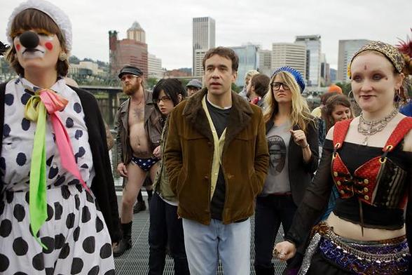 Portlandia episode featuring series intro song with clowns.