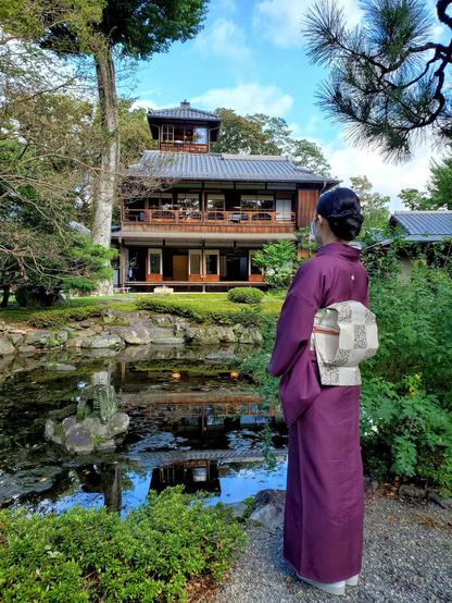 Nan-san in a gorgeous purple kimono at the Old Mitsui Family Shimogamo Villa (旧三井家下鴨別邸).