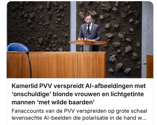 Screenshot van de website van De Volkskrant met een foto van Maikel Boon achter het sprekersdeel van de Kamer