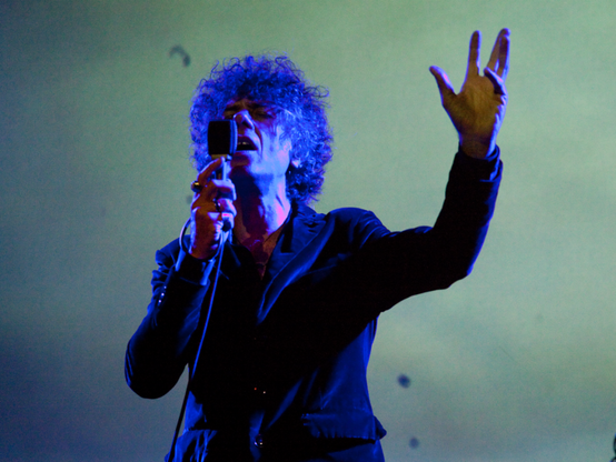 The Utopia Strong live in Bristol