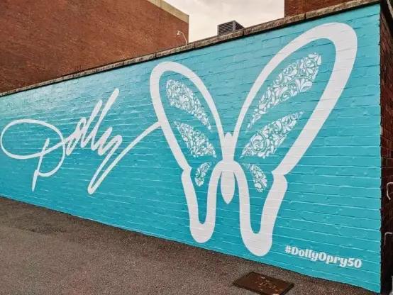 Dolly Parton: The Patron Saint of Graffiti