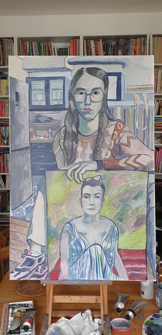 Portrait à l'huile d'une jeune fille qui tient le portrait d'une femme 