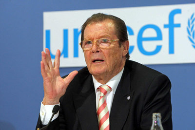 Hoy hace 98 años del nacimiento de Roger Moore. #EfemeridesBond #jamesbond #rogermoore 
