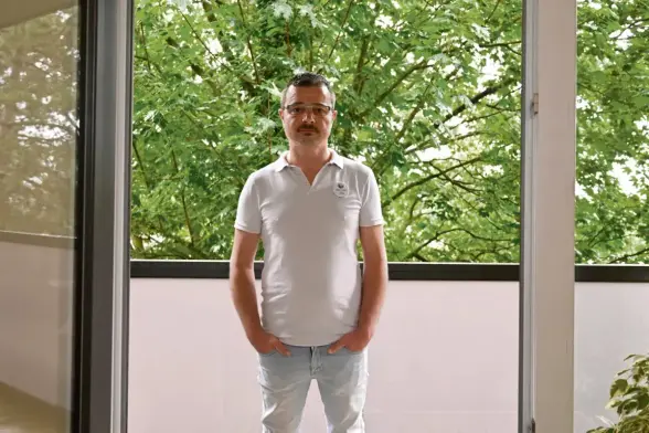 Yann Gaudin a été licencié par France Travail pour avoir apporté de l’aide à des chômeurs pour obtenir une allocation. 