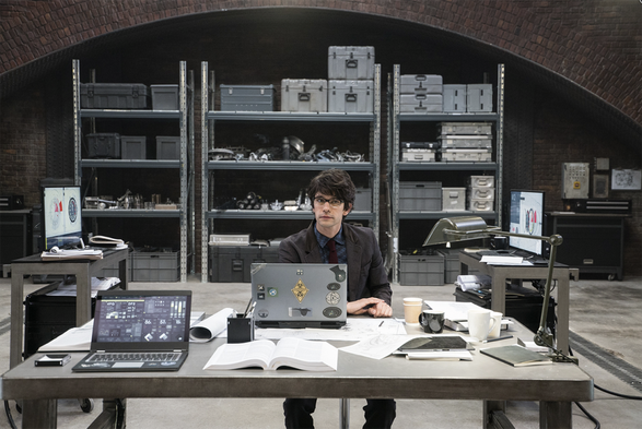 Hace 45 años del nacimiento Ben Whishaw. Fue el 14 de octubre de 1980. Interpretó a Q en las películas de Bond protagonizadas por Daniel Craig. #EfemeridesBond #benwhishaw #jamesbond #q 